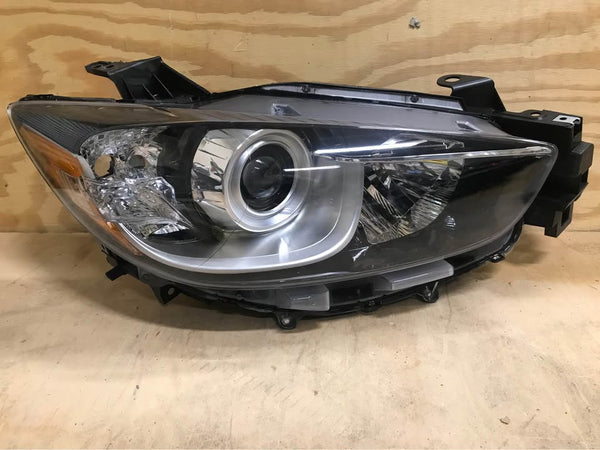 2013-16 Mazda CX-5 Passenger Side Headlight