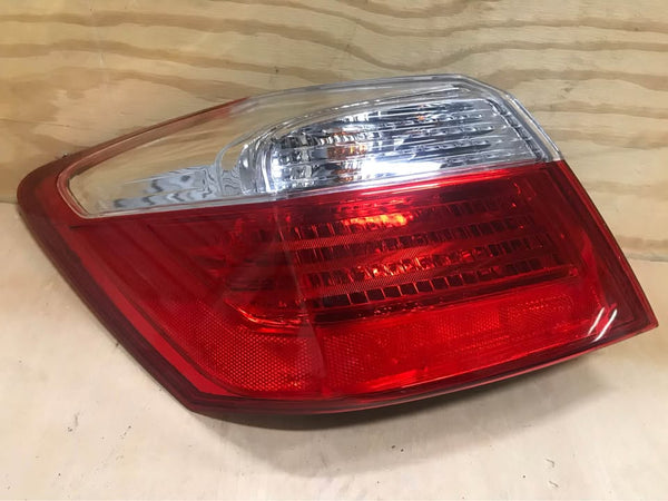 Halogen Tail Light For Left Side Outer 2013-2015 Honda Accord Sedan EX LX Sport