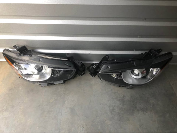 Headlight Set For 2013-2016 Mazda CX-5 Driver and Passenger Side Clear Lens