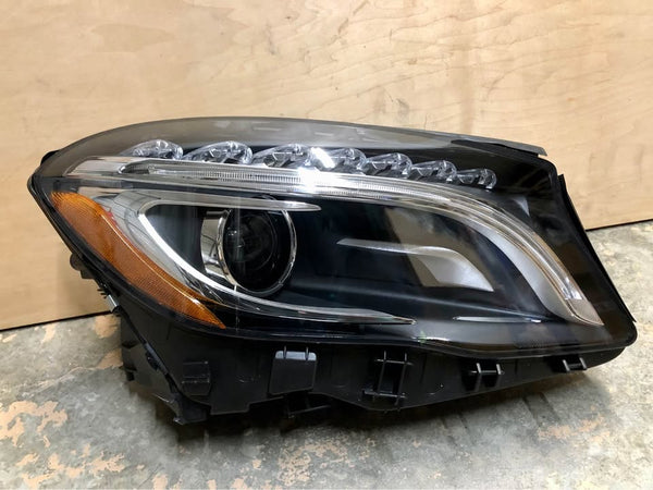 Headlight fits Mercedes GLA[hidden information] Bi-Xenon Passenger Black