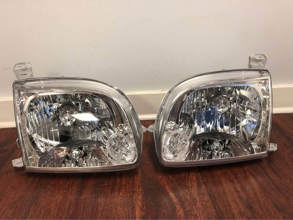 Headlights For Toyota 2005-2006 Tundra Regular Access Cab