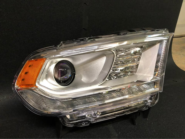 Headlight Fits 2014-2020 Dodge Durango Right Passenger Side