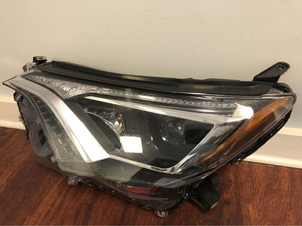 2016-2018 Toyota Rav4 Left Driver Side Headlight