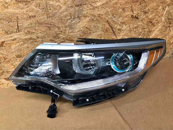 Headlight For 16-19 Kia Optima Hybrid CAPA Certified Left Halogen Headlamp