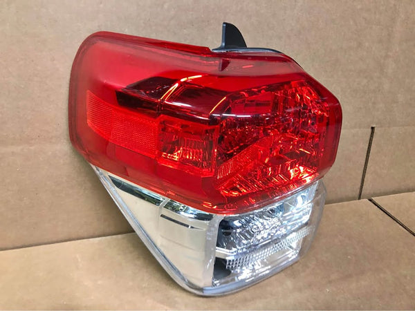 Tail Light Left Driver For 10-13 Toyota 4Runner Limited SR5 Rear Lamp Assembly