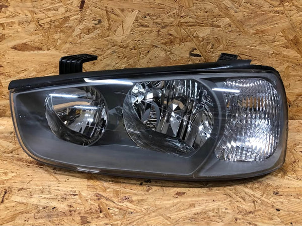 Headlight for 01-03 Hyundai Elantra Driver Left