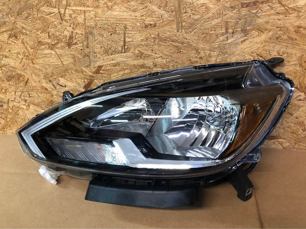 Halogen Headlight Front Lamp for 16-19 Nissan Sentra Sedan Driver Left