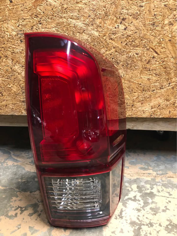 Tail Light For 18-23 Toyota Tacoma Passenger Side LED Tail Lamp