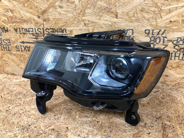 2017-2021 Jeep Grand Cherokee Left Driver Side Headlight