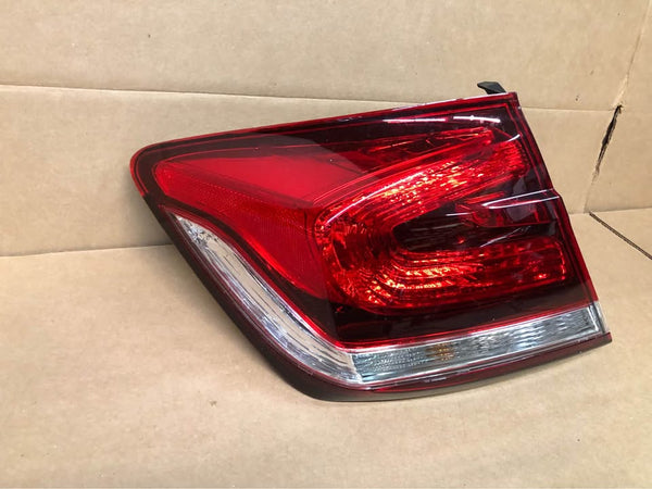 2014-2015 Honda Civic Driver Side Tail Light