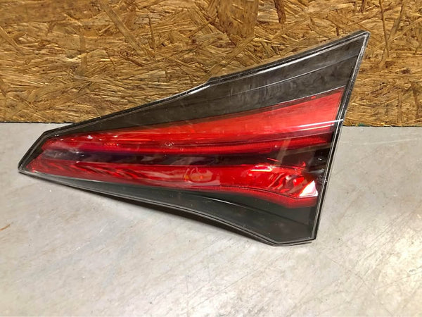 2016-2018 Toyota RAV4 Right Tail Light Inner Halogen Rear Lamp Passenger Side