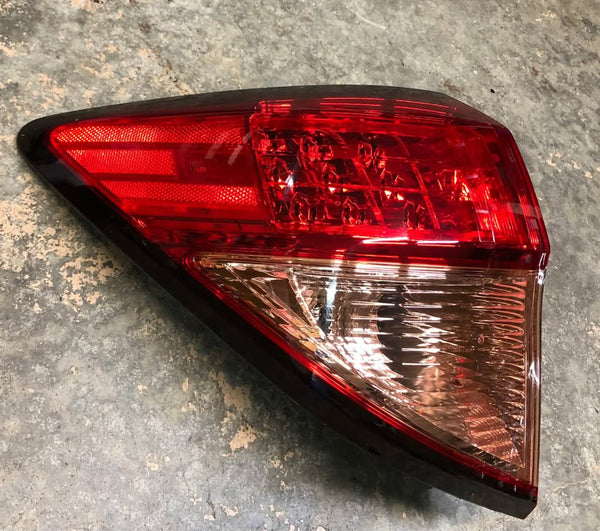 Tail Light Driver Left Fits 2016-2018 Honda HR-V LED Tail Lamp