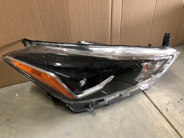 Headlight LED Right Passenger For 2018-2020 Nissan Kicks SR