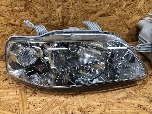 2004-2008 Gmc Aveo 4D| Gmc Aveo Hatchback Passenger Side Headlight