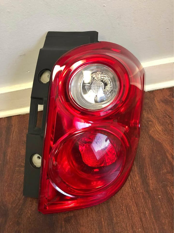 Tail Light for 2010-2015 Chevrolet Equinox Passenger Side Red