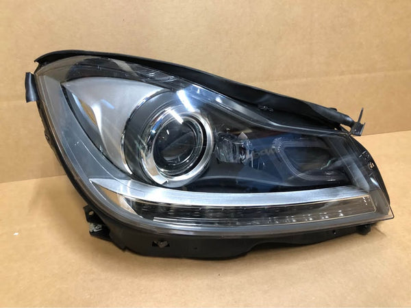 Headlight For 12-14 Mercedes-Benz Halogen Projector w/LED DRL Right Passenger Side