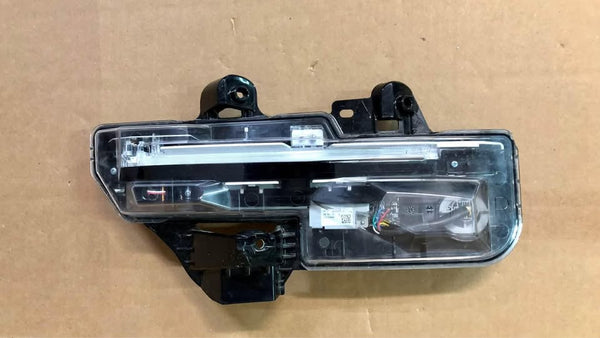 OEM 2020 2021 2022 Mazda CX-30 LED Turn Signal Fog DRL Right Side RH