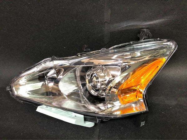 2013-2015 Altima 4-Door Sedan Driver Side Headlight