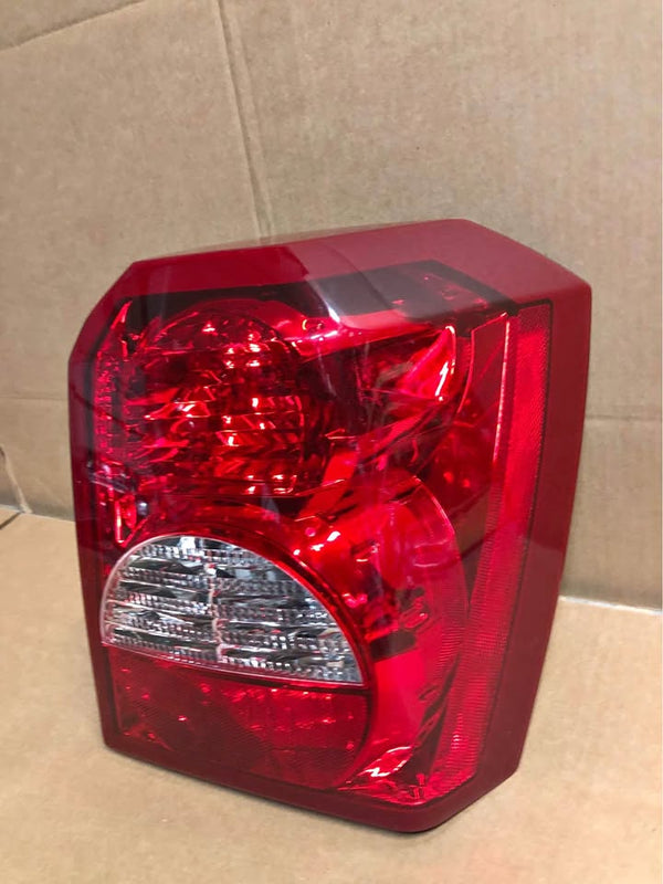 Tail Light Fits 08-12 Dodge Caliber Right Passenger Side Rear Tail Lamp Assembly