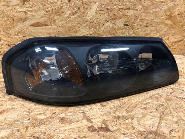 2000-2005 Chevy Impala Passenger Side Headlight