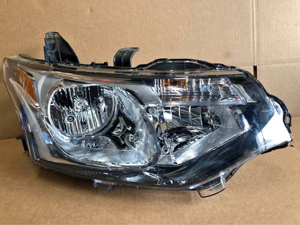 Headlight For 2014-2015 Mitsubishi Outlander GT SE ES Models Right With Bulb