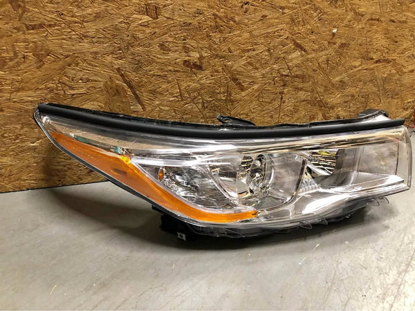 Headlight For 2014-2016 Toyota Highlander LE XLE Hybrid Limited Hybrid Right