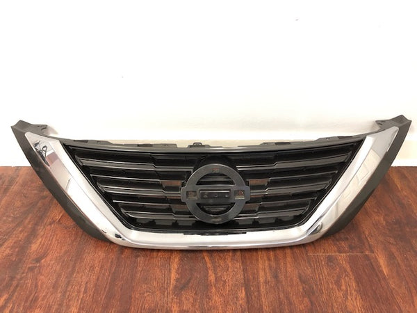 For Nissan Altima 16-18 4 Door Sedan Front Grille Assy JDM Style Black