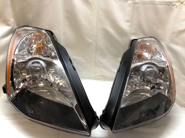 · 2003-2005 Nissan 350Z Headlight Pair